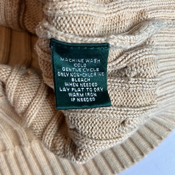 🎉HP🎉Lauren Ralph Lauren petite button sweater - Picture 5 of 5